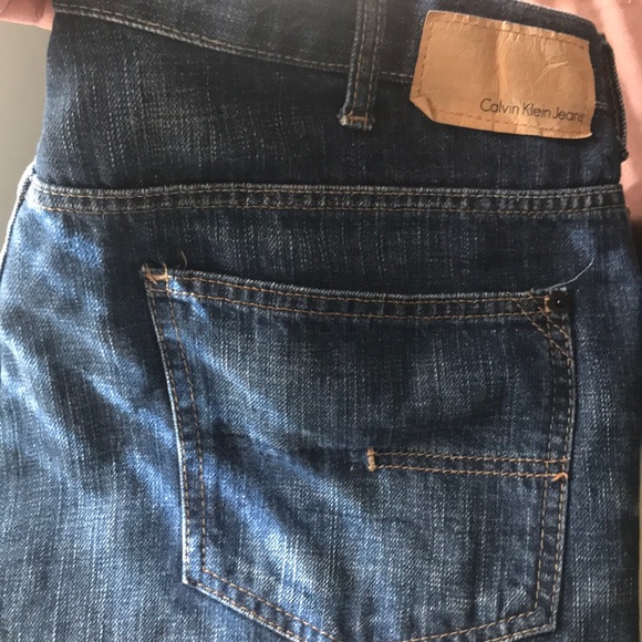 Calvin Klein Jeans - Picture 2 of 4